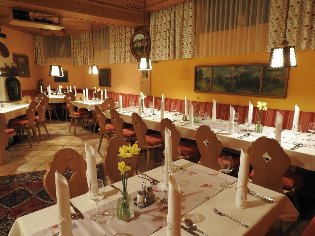Hôtel Gasthof Piburger See à Oetz Extérieur photo