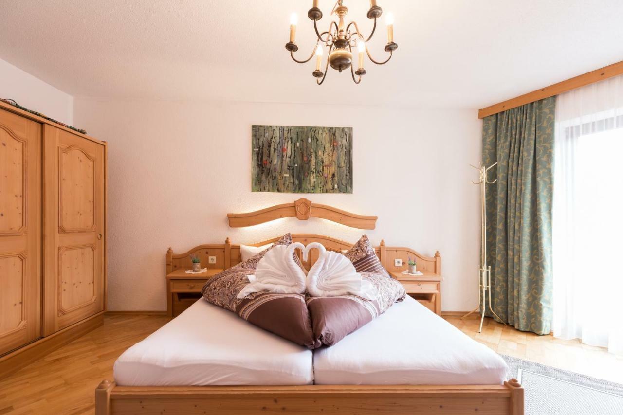 Hôtel Gasthof Piburger See à Oetz Extérieur photo